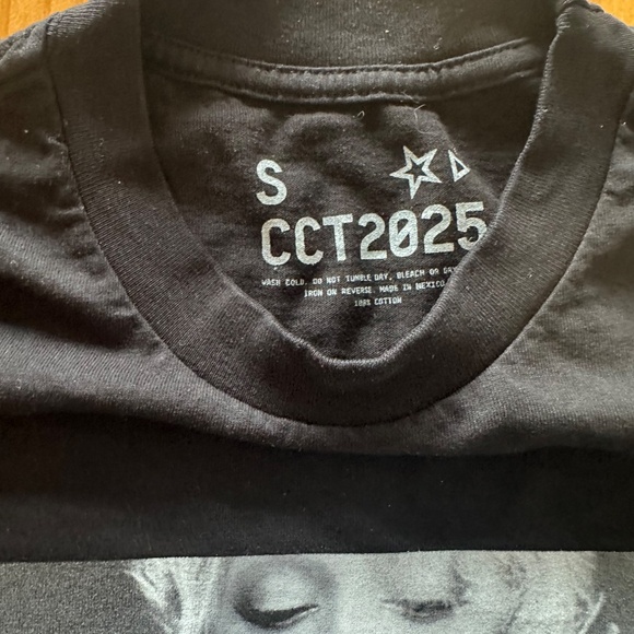 COWBOY CARTER TOUR SHIRT BUNDLE : NYC + DC - SZ. SMALL - Picture 3 of 7